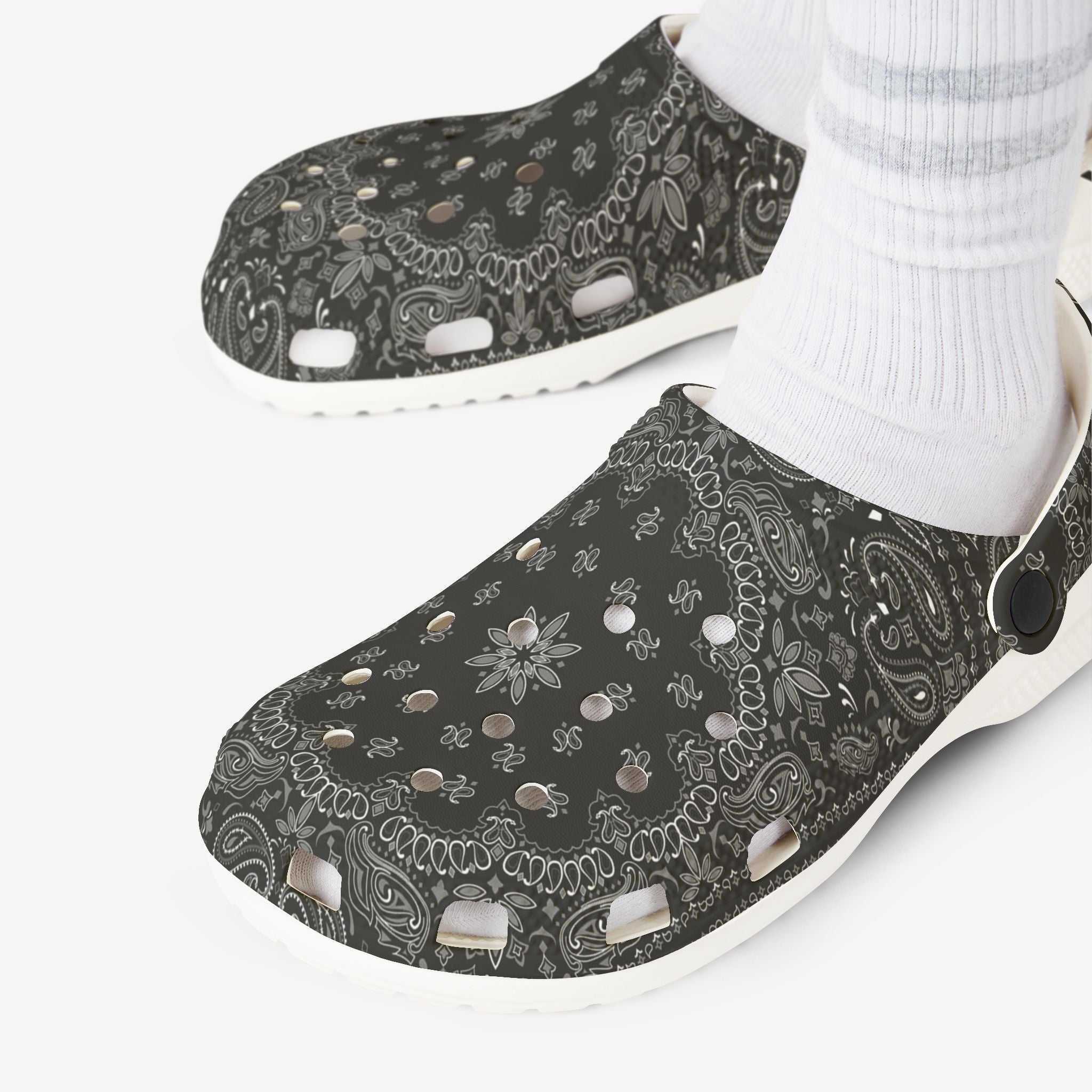 Stylish Clogs with Floral Patterns