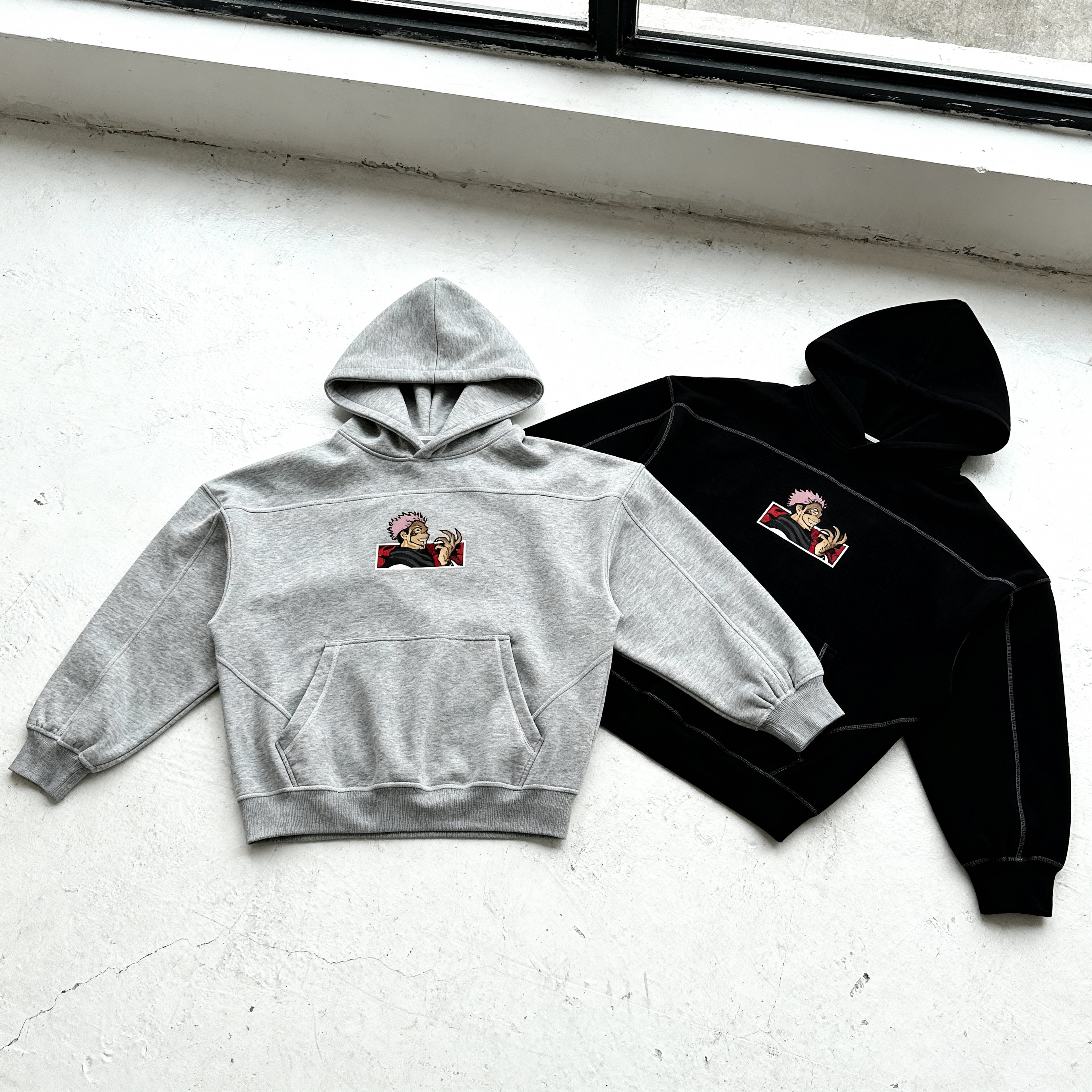 Contrast-Stitched Boxy Fleece Hoodie