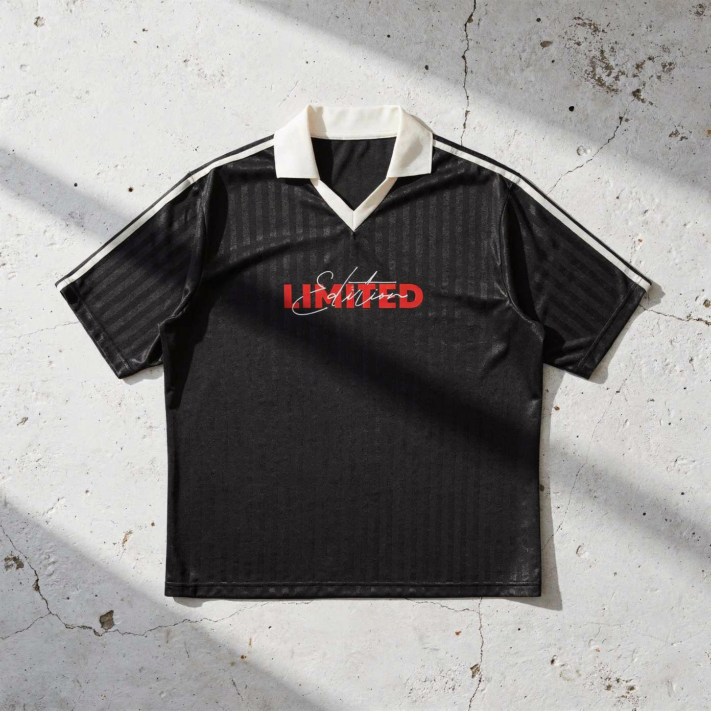 Contrast Collar Striped Soccer Jersey